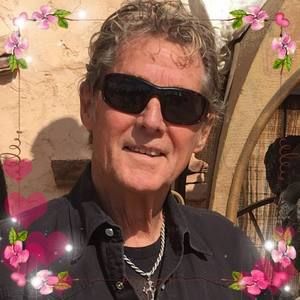 Meet your Posher, Clint